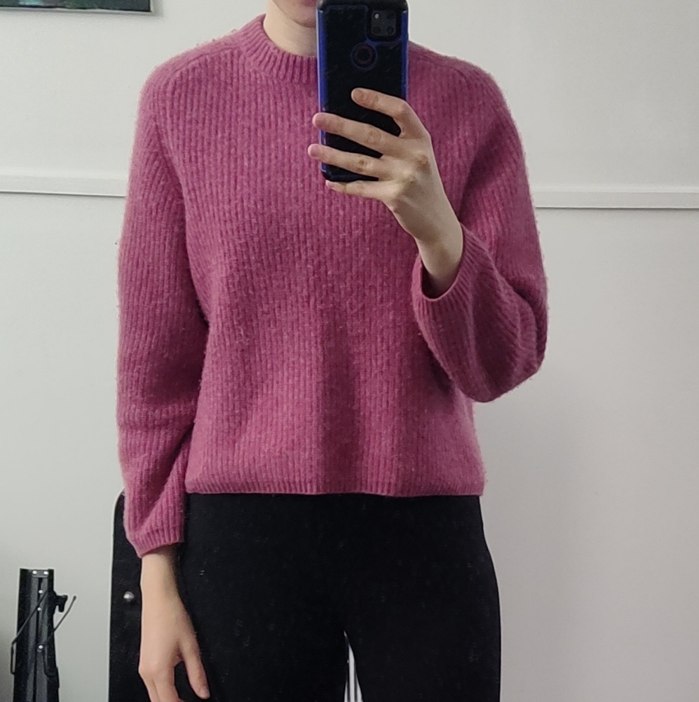 NAADAM Cropped Pink Cashmere Sweater